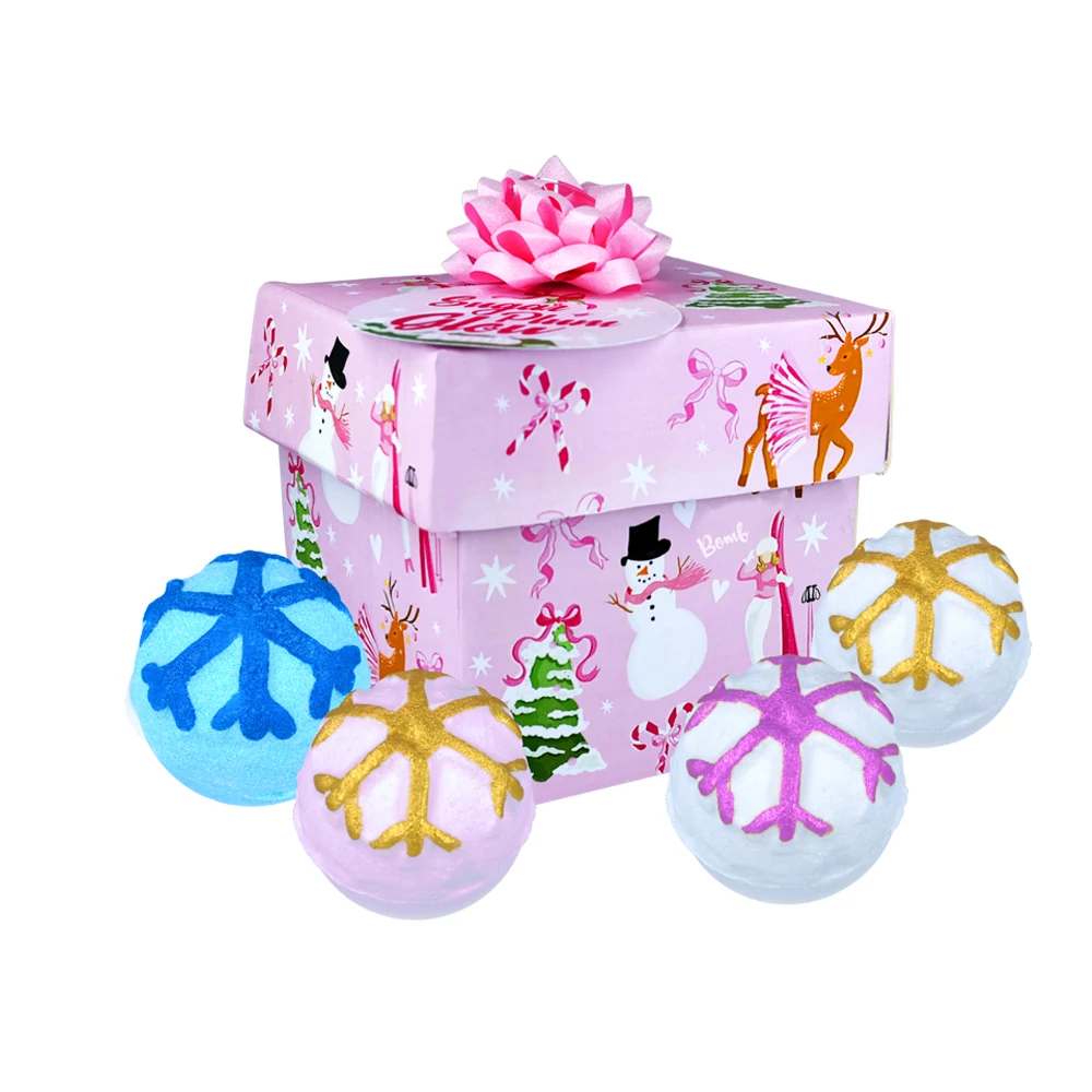 BOMB COSMETICS Rózsaszín karácsony ajándékszett