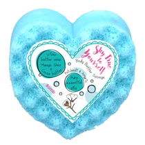 BOMB COSMETICS Pamut felhő szivacsos tusoló radírszappan