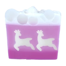 BOMB COSMETICS Rózsaszín agancs szeletelt szappan